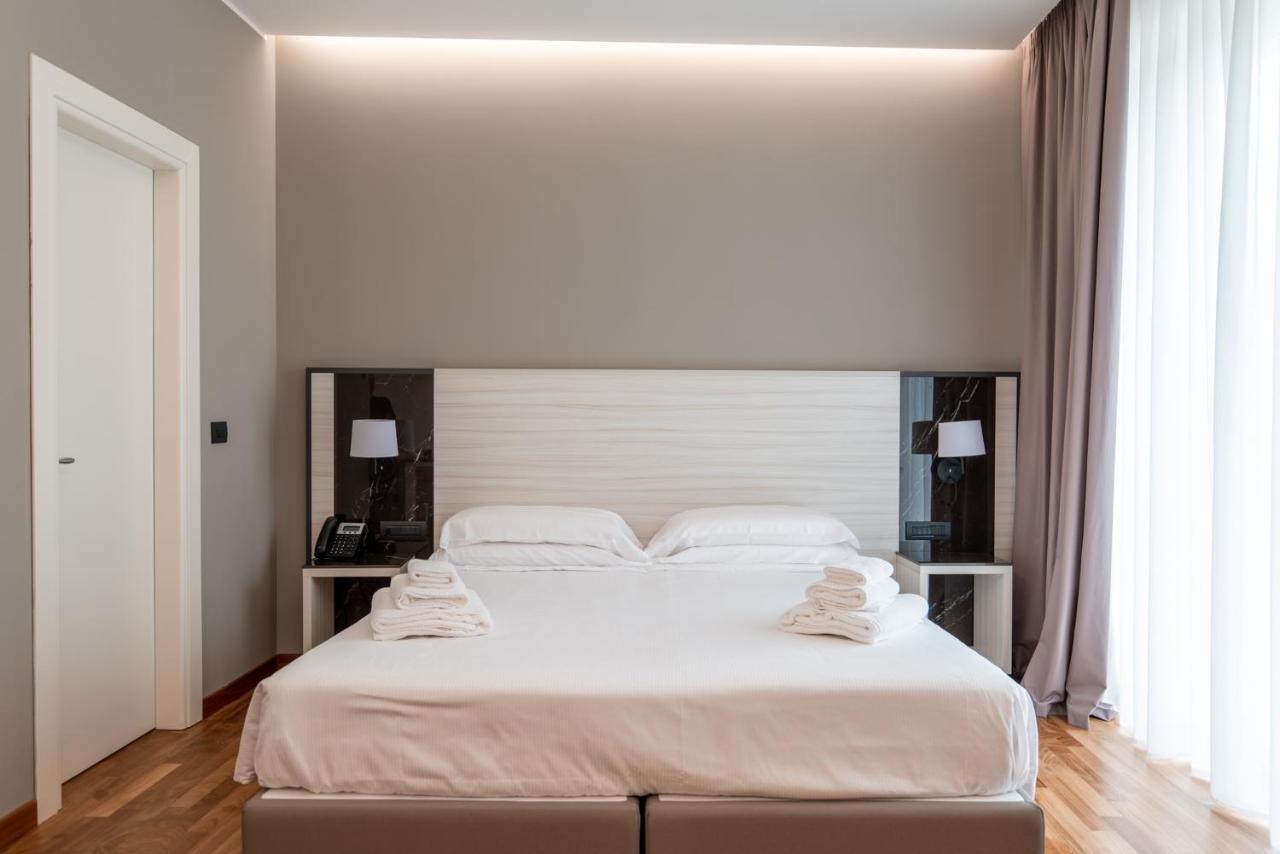 Sestante Marina Motel Capo dʼOrlando Екстериор снимка