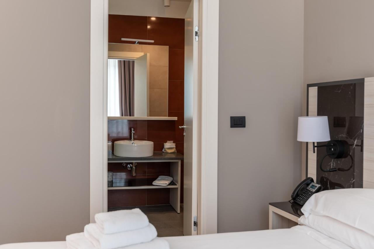 Sestante Marina Motel Capo dʼOrlando Екстериор снимка