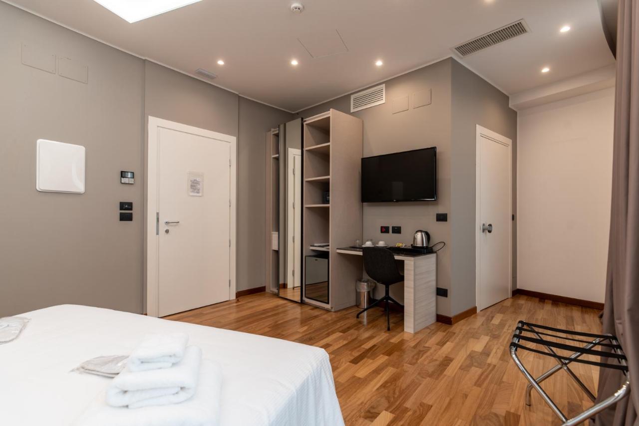Sestante Marina Motel Capo dʼOrlando Екстериор снимка